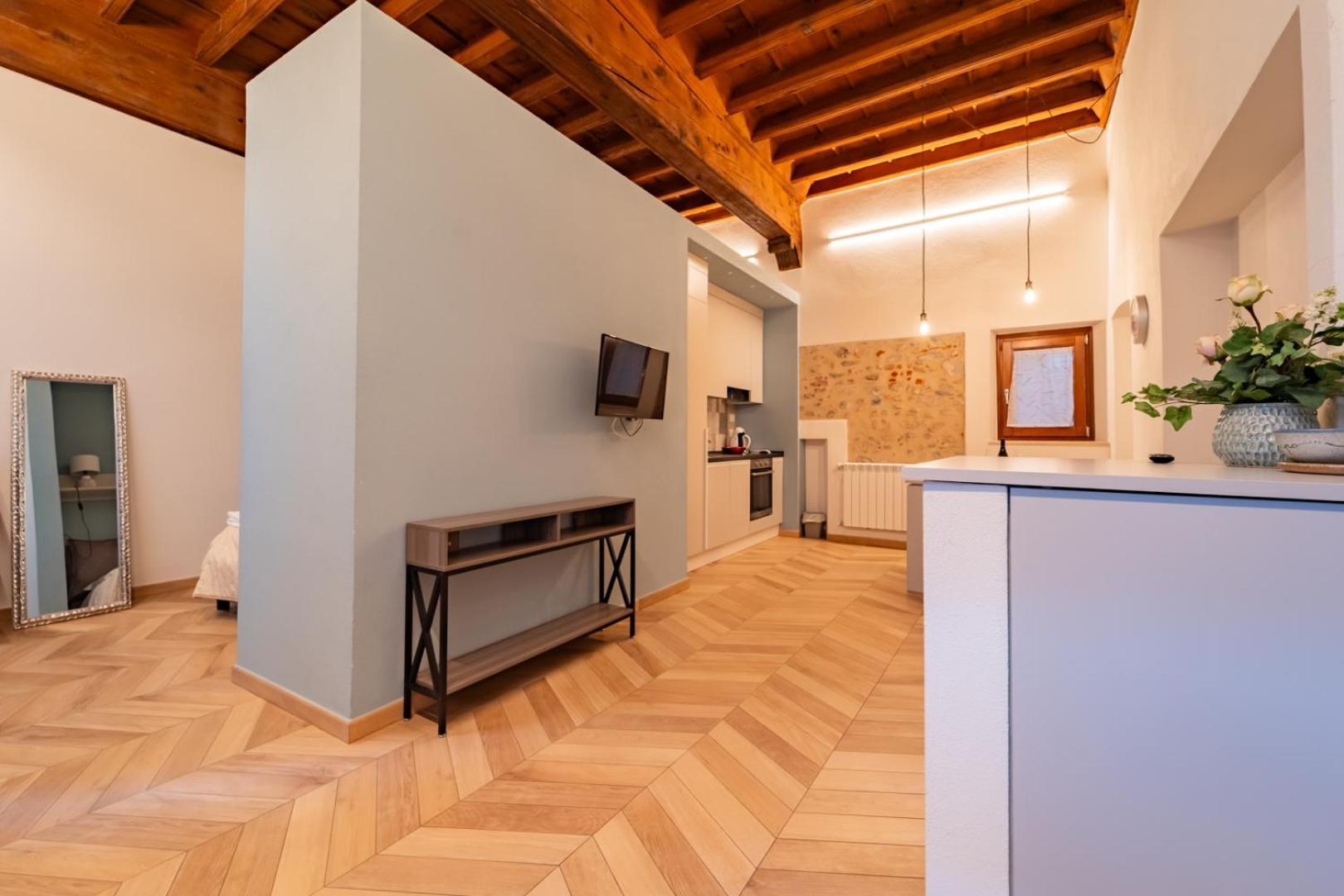 La Dimora Di Filippo Apartment Cuneo Bagian luar foto